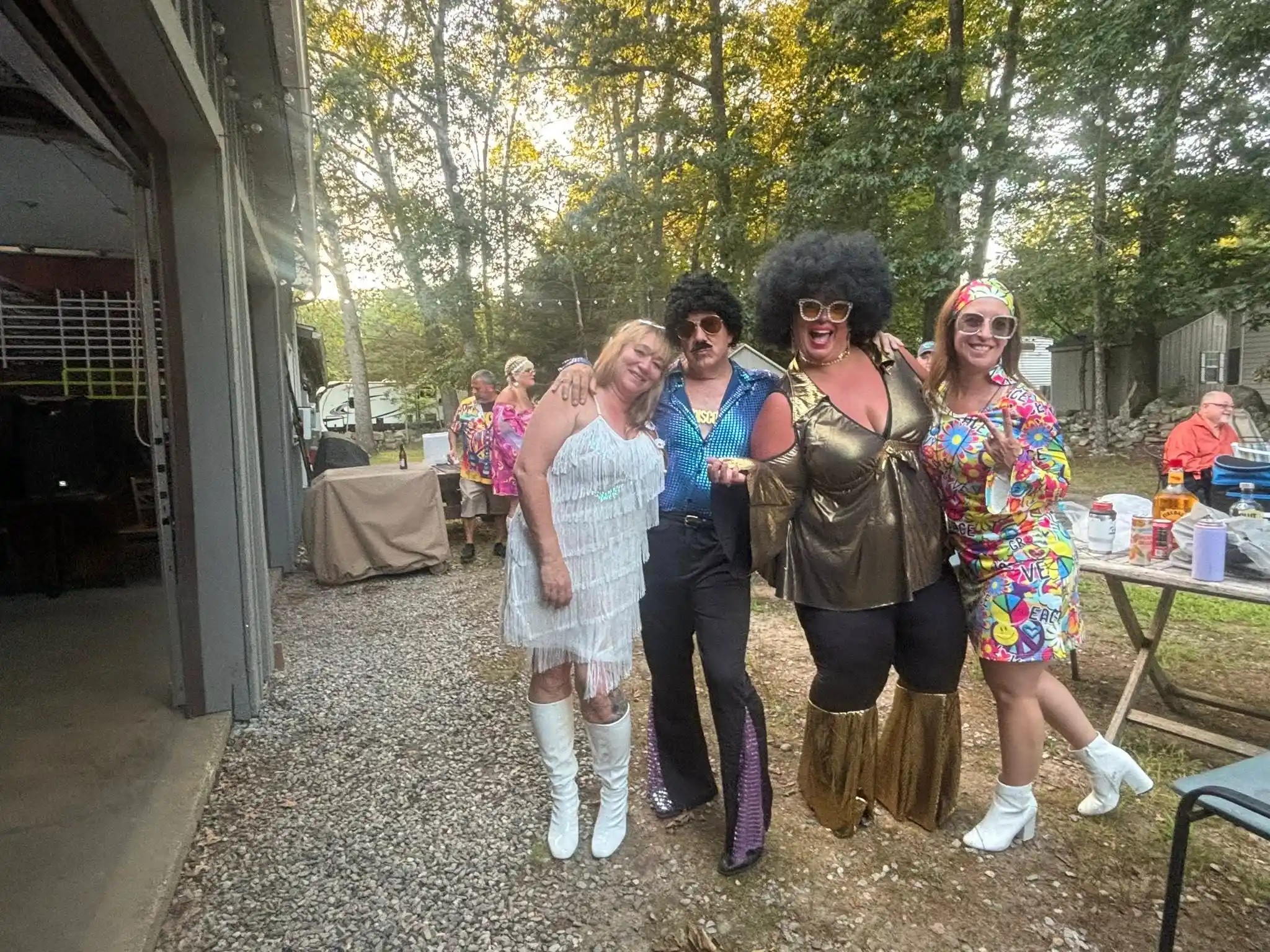 Year-round RV campground in Bozrah CT with wooded campsites and cabin rentals